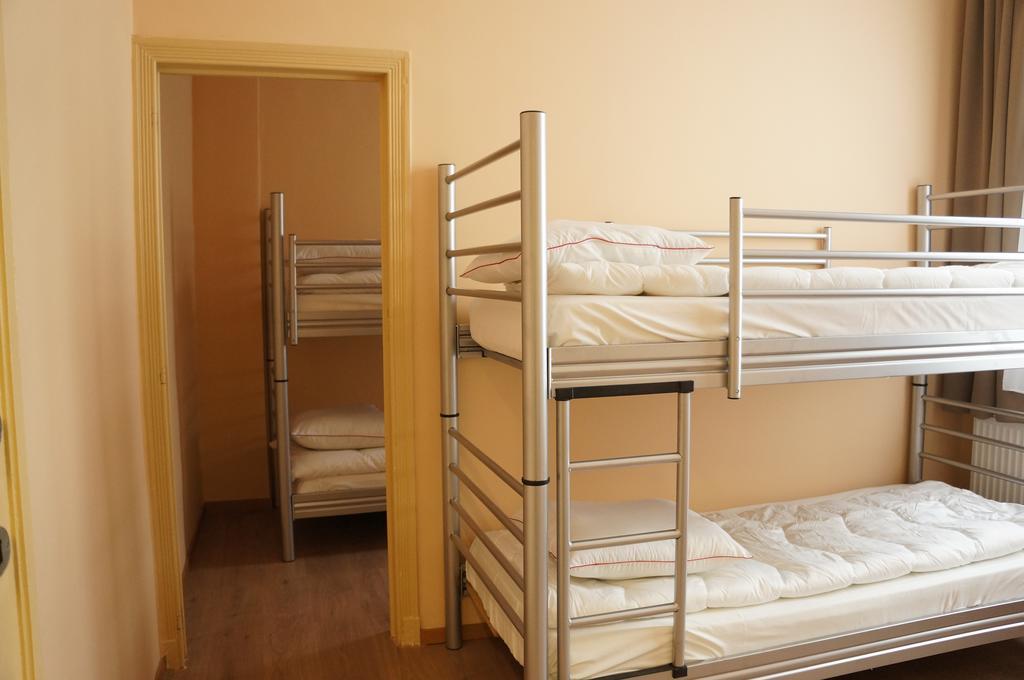 Saint-Gilles Es Hostel מראה חיצוני תמונה