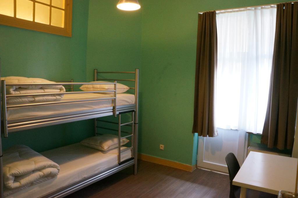Saint-Gilles Es Hostel מראה חיצוני תמונה