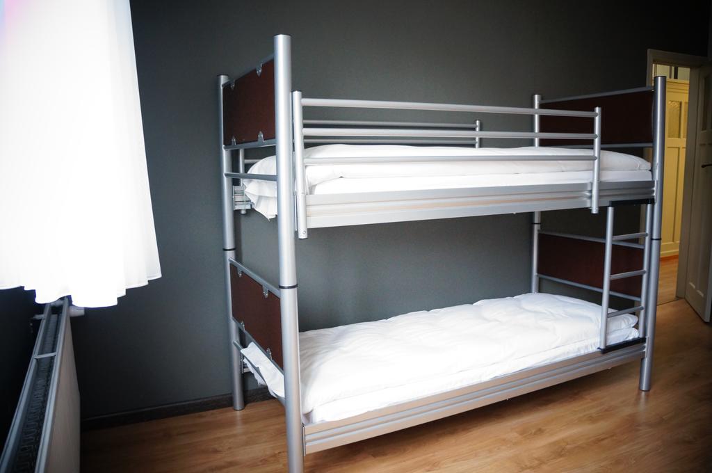 Saint-Gilles Es Hostel מראה חיצוני תמונה